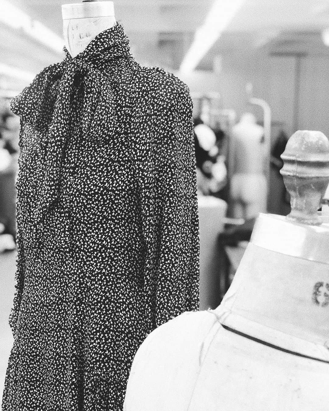 レベッカテイラーのインスタグラム：「In the studio: the Meadow Tie Neck Dress, coming soon.」