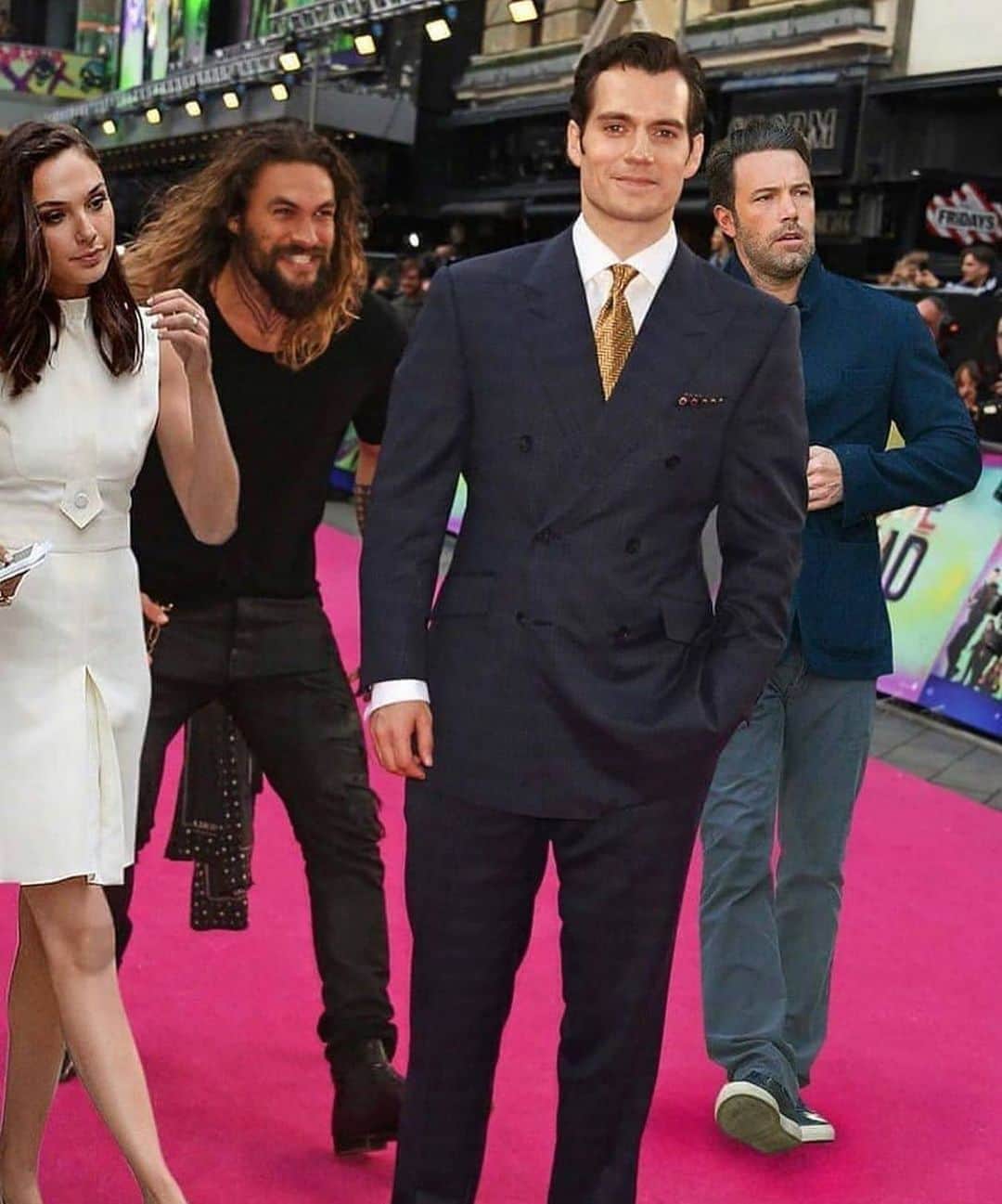 Style Fashion Luxuryのインスタグラム：「Name your favourite movie with any of them and tag someone!」