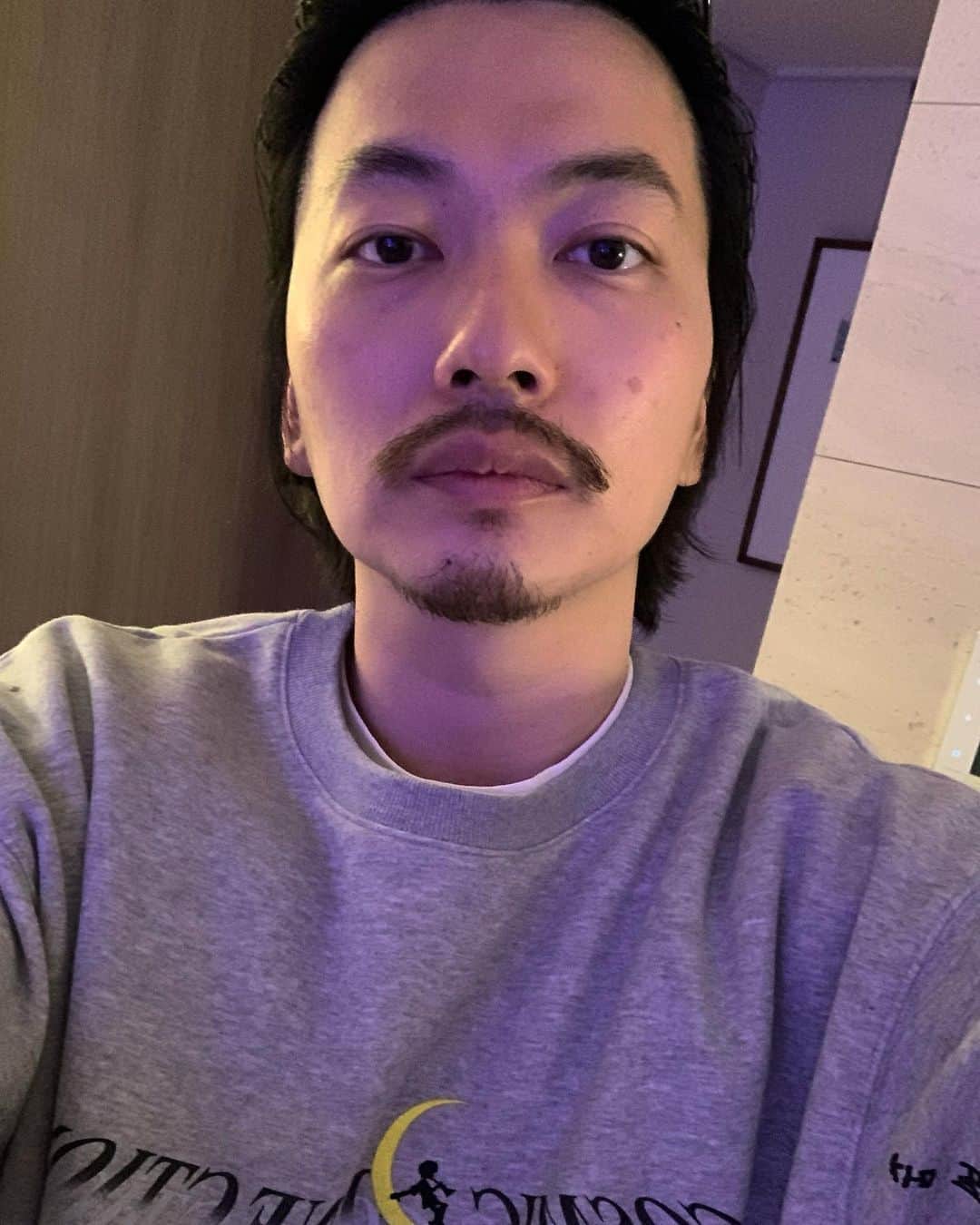 イ・ドンフィさんのインスタグラム写真 - (イ・ドンフィInstagram)「#광고 춤베이비춤 #D스탠스 #스튜디오콘크리트 @d_stance.official @studioconcrete」11月7日 9時44分 - dlehdgnl