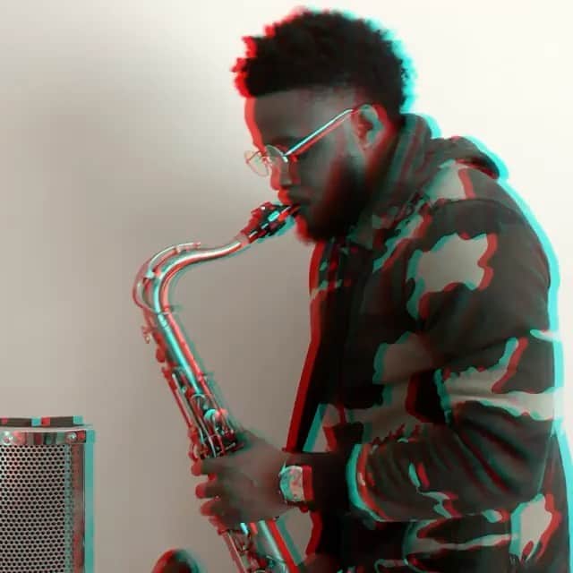 NE-YOのインスタグラム：「This is DOPE @stevengsax 🎷!!! 🔥 🔥#U2Luv」