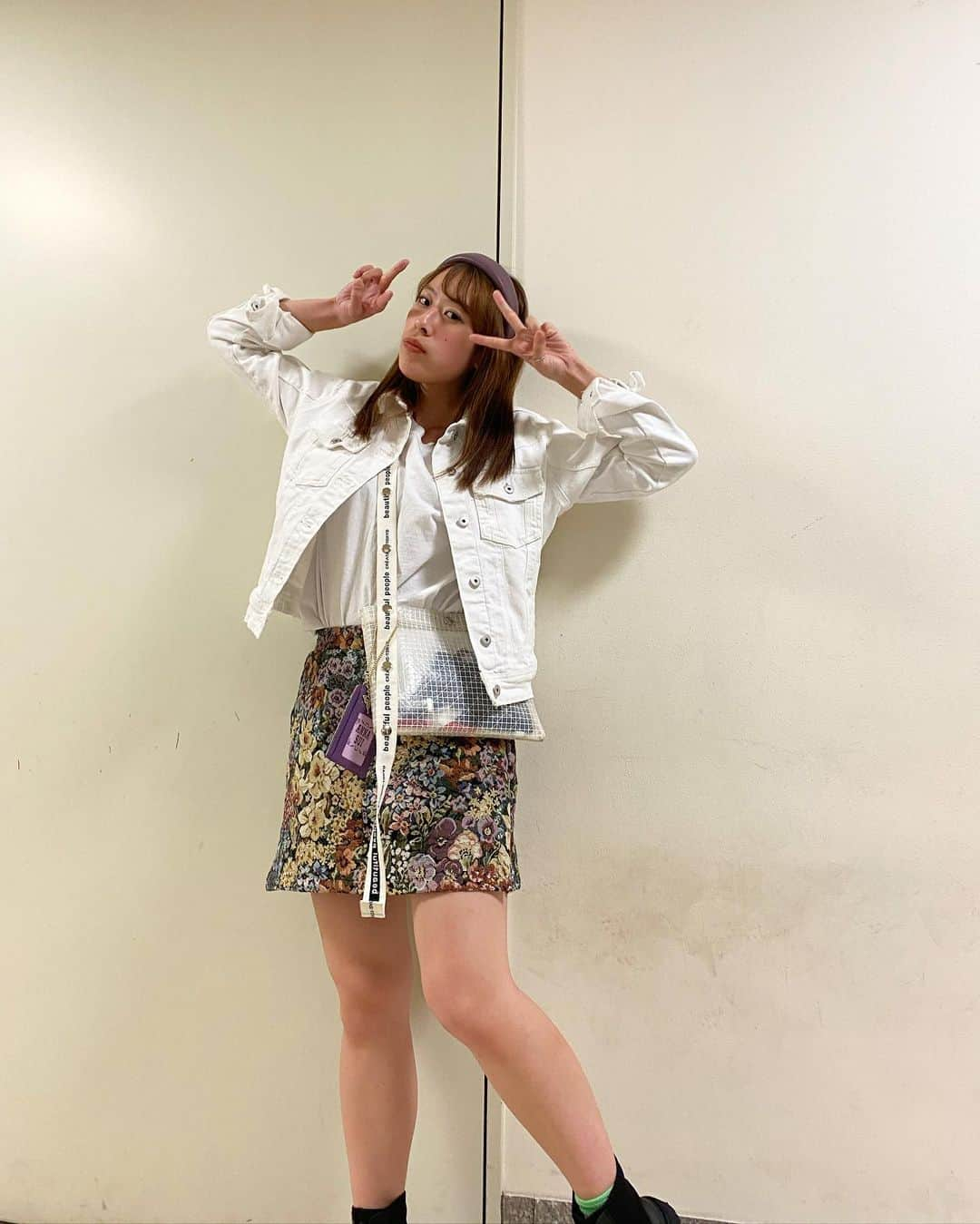 宮島小百合さんのインスタグラム写真 - (宮島小百合Instagram)「👻😉🌈⭐️  #fashion  #fashiongram  #fashionstyle  #jouetie  #jouetieコーデ  #ootd  #ootdfashion  #zara #zarawomen  #beautifulpeople  #annasui  #annasuicosmetics」11月7日 10時44分 - sayuri_kakaka