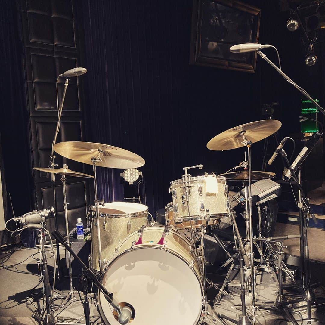 鈴木浩之さんのインスタグラム写真 - (鈴木浩之Instagram)「11/6 Fri Schroeder-Headz  Blue Note TOKYO」11月7日 11時49分 - bonzofreak