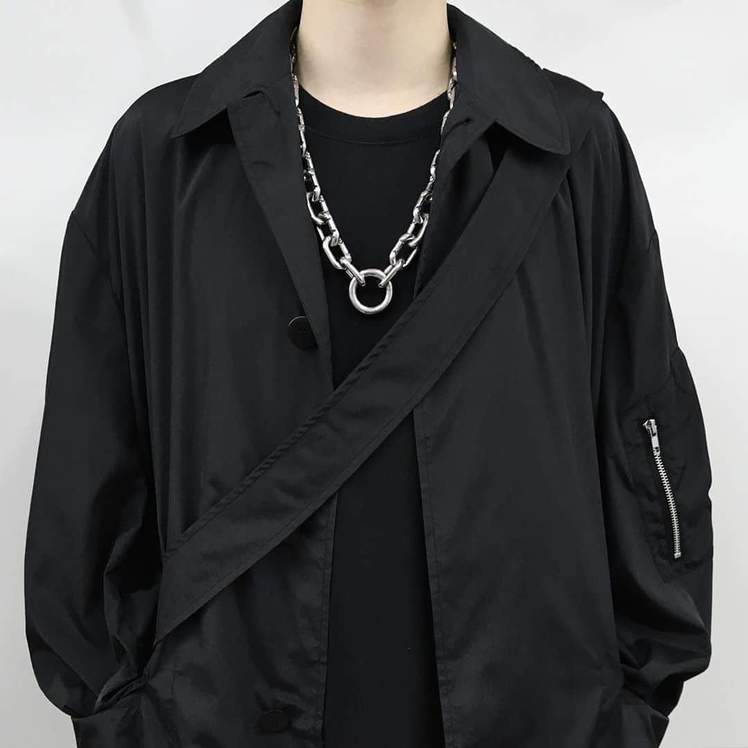 のインスタグラム：「RANDOM IDENTITIES NEW P.A. CHAIN NECKLACE has arrived at ELIMINATOR store and online. . #randomidentities #stefanopilati #art #fashion #eliminator #tokyo #daikanyama #berlin #culture #military #mensselectshop #mensfashion #pittiuomo #workerboots」