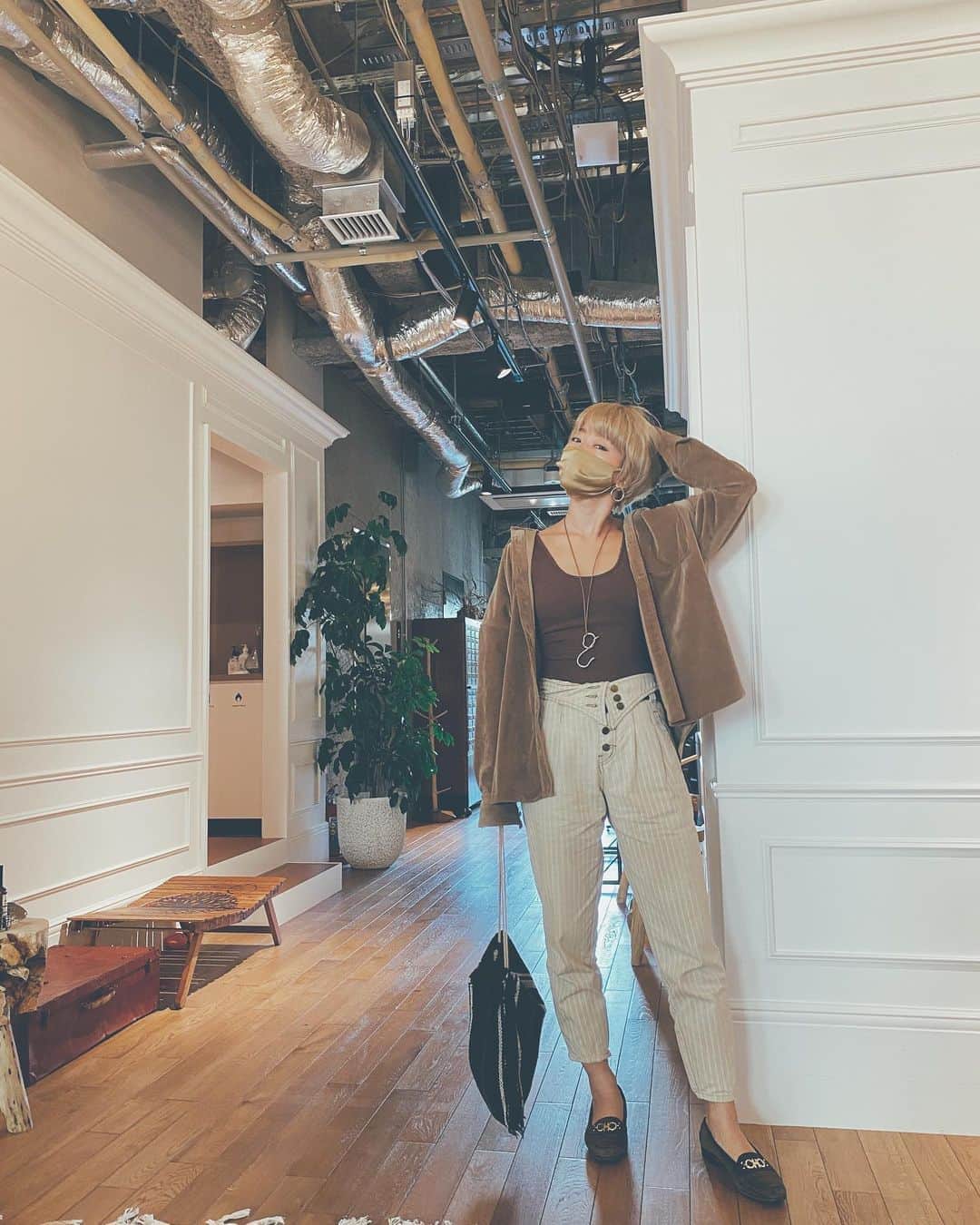 藤田敦子のインスタグラム：「ㅤ  I'm not used to making a pose… 慣れなくてポーズが🤪 ㅤ #eatplayworks #epwlife」