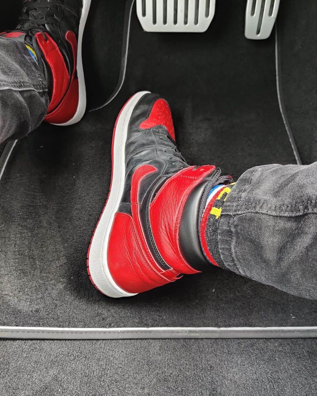 マーケス・ブラウンリーのインスタグラム：「I will wear and crease these shoes every day and there’s nothing internet comments can do to stop me 🤓」