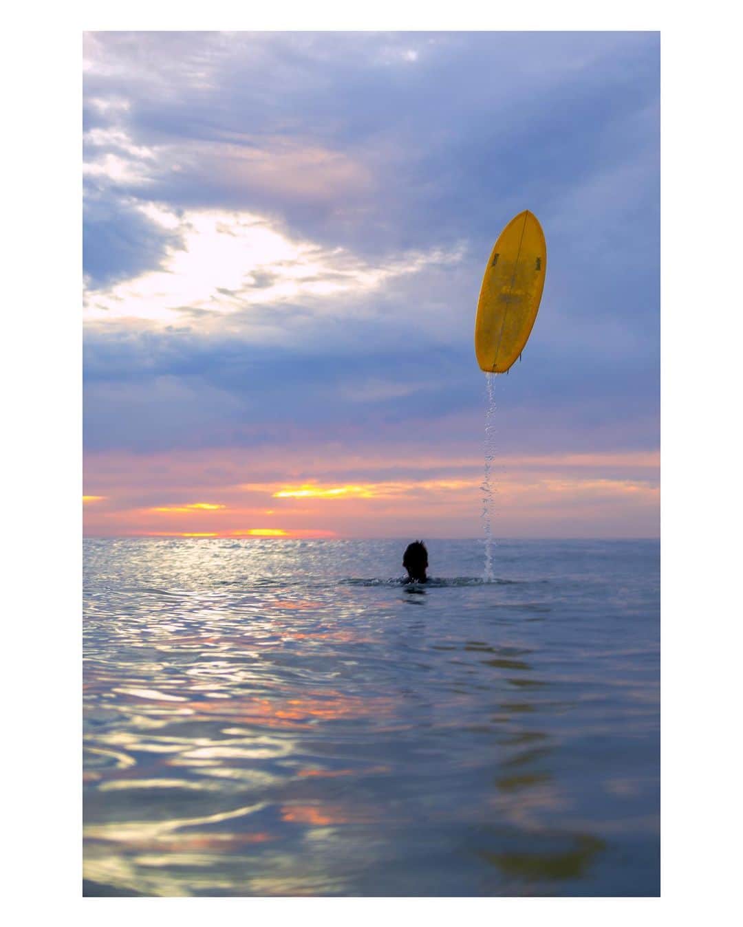 Pete Halvorsenのインスタグラム：「🚀 it’s been a fun few days in the water.   .swipe for more 👉🏻👀  .  1. To Infinity and Beyond @barkboards  2. Green Wave At Night, Photographers Delight 3. Shake It Off 4. Sit-in’ on Top of the World 5. Over/Under 6. In Between Sets with @WLS’s Erik Logan (@elo_eriklogan) 7. Relax I got this… @dafinhi  8. Off the Bike & In The Water @tonielias24  9. @dylanefron under some Pier Pressure 10. About that Blue Wave...  . Leica Q2」