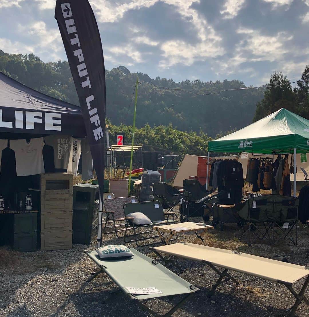 OUTPUT LIFE officialのグルメインスタ