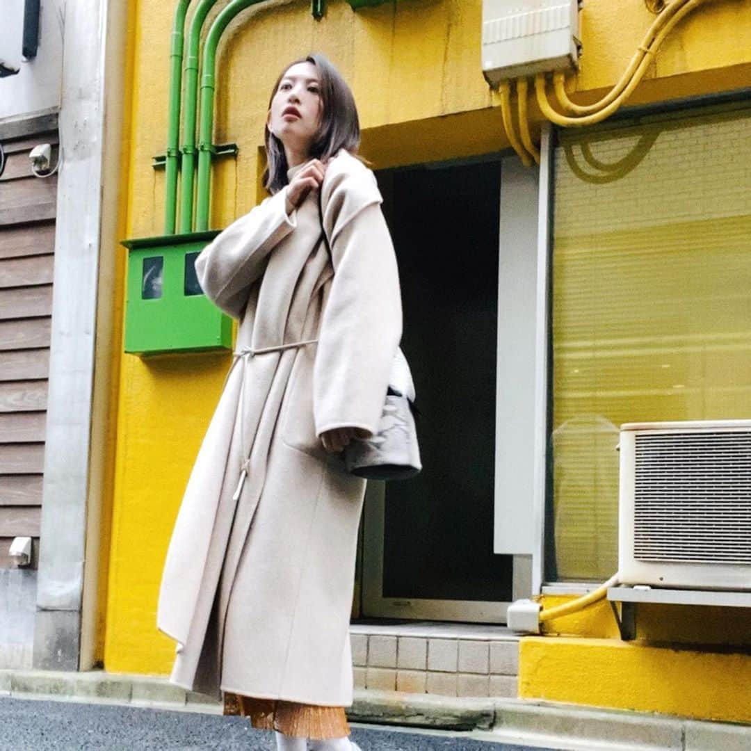 のインスタグラム：「newコート✨  #stunninglure #スタニングルアー  #冬コート #stunninglure_snap  #ショールリバーコート  #リバーコード」