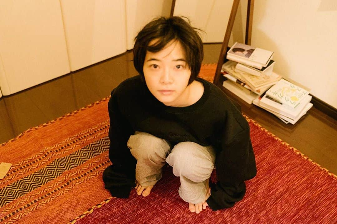 りりか（RiRiKA）のインスタグラム：「living. #inliving」