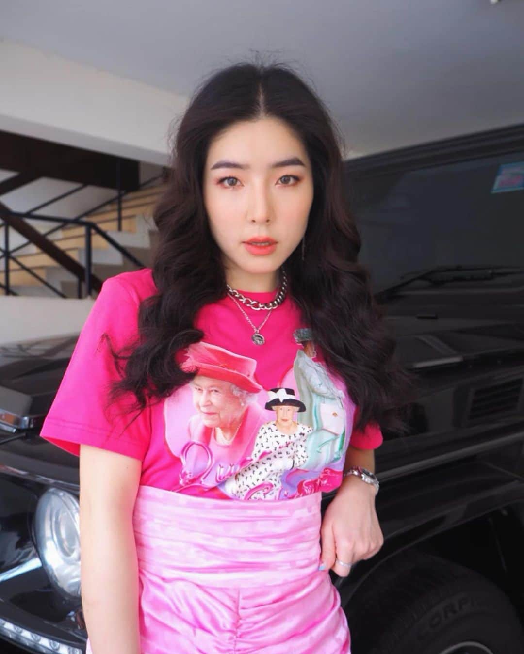 GYEON SEOのインスタグラム：「_* punkish pink 💘 . . @paintphetploy  @khantarot_ball」