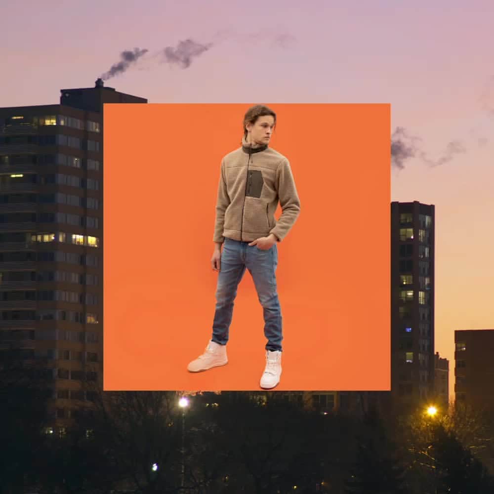 ケアレーベルのインスタグラム：「Wear the best outfit and enjoy this urban sunset.⁣ care-label.com⁣⁣⁣ ⁣ #carelabel #denimlovers #denimstory #denimaddiction」