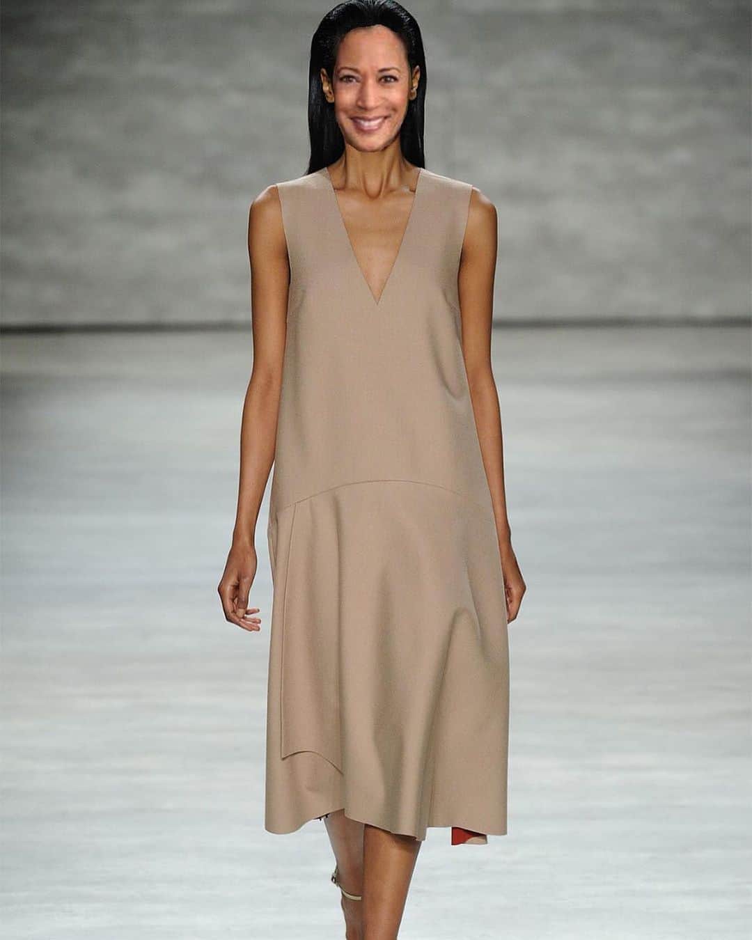 のインスタグラム：「Inauguration look ideas for #VEEP and #tomegirl #VicePresidentHarris @kamalaharris #Tome Fall14 #nyfw」