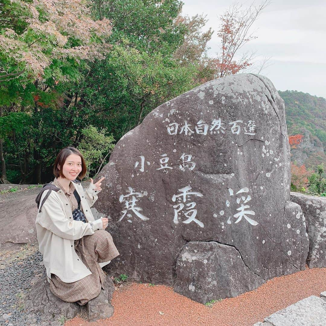 山下耀子さんのインスタグラム写真 - (山下耀子Instagram)「秋も深まればもーっと綺麗な景色になるんだろうな☺️ #香川県 #うどん県 #小豆島 #寒霞渓 #紅葉 #寒霞渓紅葉 #寒霞渓山頂」11月7日 16時33分 - twinkleyesy