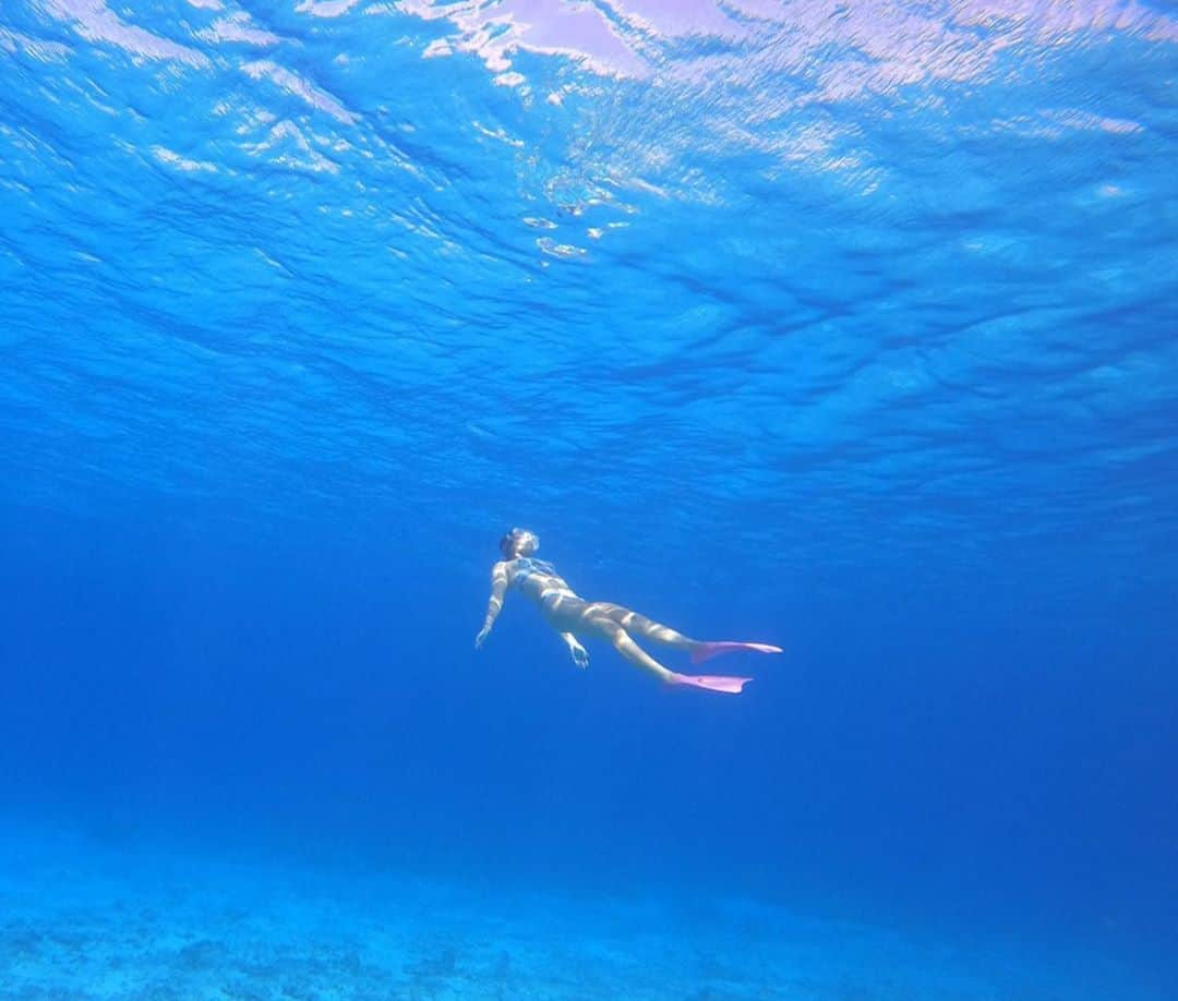 野呂玲花さんのインスタグラム写真 - (野呂玲花Instagram)「The 🌍 in the water ...」11月7日 16時40分 - reikanoro