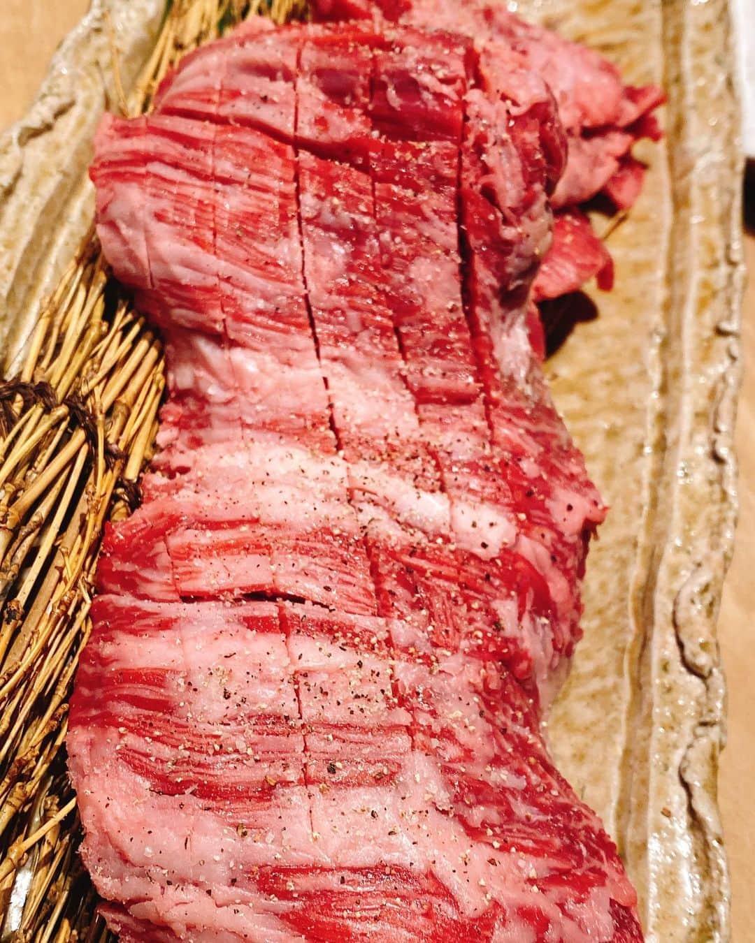 井上公造さんのインスタグラム写真 - (井上公造Instagram)「どの肉も美味しかった😋また行きます‼️焼肉は、やはりハラミだね‼️上質な肉割烹を堪能しました。  #北新地グルメ  #焼肉  #はらみ別邸  #肉割烹 #フォローワー増やしたい」11月7日 16時53分 - inouekozo39