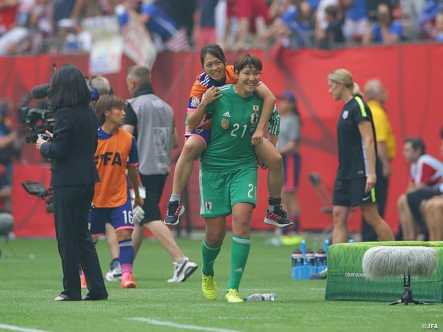 日本サッカー協会さんのインスタグラム写真 - (日本サッカー協会Instagram)「現役引退を発表された #山根恵里奈 選手。  #なでしこジャパン でもナイスプレーを沢山魅せてくれました。 先月のトレーニングキャンプで、Jヴィレッジへの思いを語ってくれたこと、とても印象に残っています。  最後の試合まで、そして、次のステージでの活躍を期待しています❗  #nadeshiko #jfa #daihyo」11月7日 17時28分 - japanfootballassociation