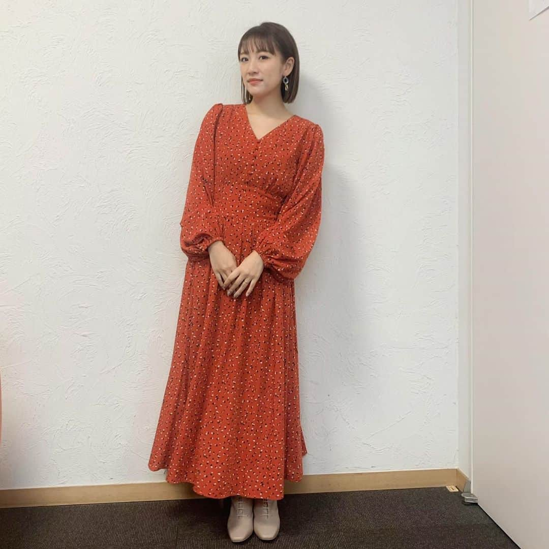 高橋みなみさんのインスタグラム写真 - (高橋みなみInstagram)「朝日放送テレビ「朝だ！生です旅サラダ」 とっても楽しかったー✨✨🥺  2枚目の写真は珍しく笑ってるレアショットです😂  #旅サラダ #朝日放送 #tv  衣装👗 ワンピース @and.couture イヤリング @mimi33_ official 靴👠 @dianashoespress #fashion」11月7日 17時40分 - taka37_chan