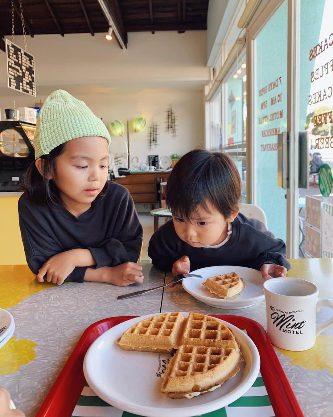 春名亜美のグルメインスタ