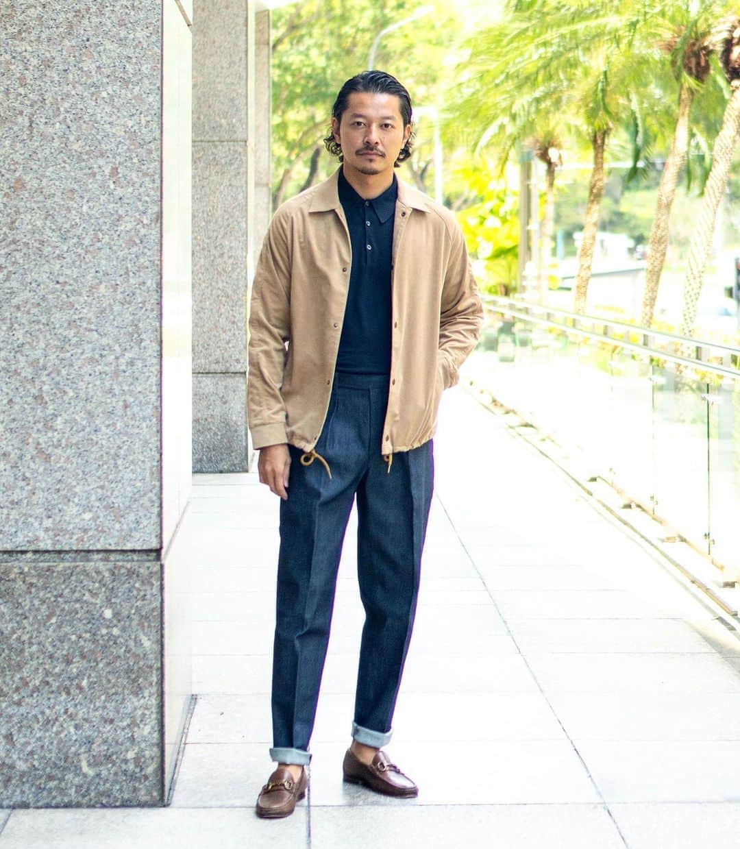 高田朋佳のインスタグラム：「Comfortable Saturday’s out fit. #saturdayoutfit   ———————————————————————— #autmnoutfit  #dressstyle #elegantstyle #modernclassicstyle #newclassicstyle #fashion #mensfashion #mensdressstyle #suitsstyle #dapperstyle #takadachannel」