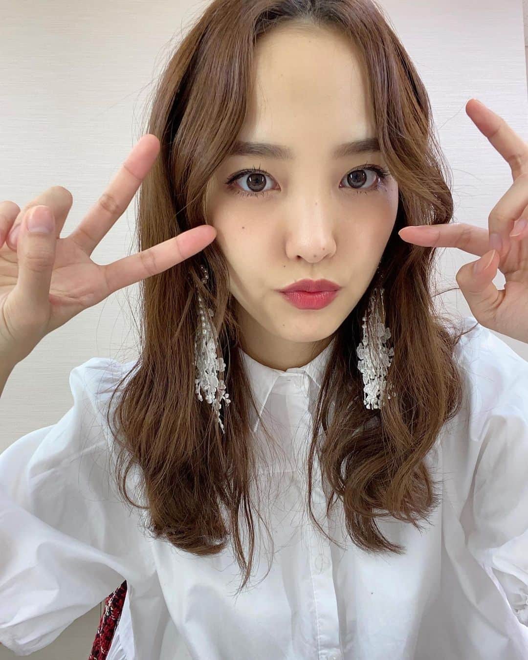 飯窪春菜のインスタグラム：「1107イイオンナの日、26歳になりました🌼 26歳の飯窪もよろしくお願いします！ #birthday」