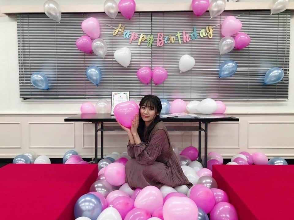内木志のインスタグラム：「東京での生誕イベントもありがとうございました💗 お祝いして頂けて嬉しかったです🥳 次はカレンダーブックのイベント❣️楽しみ😊 #内木志生誕祭」