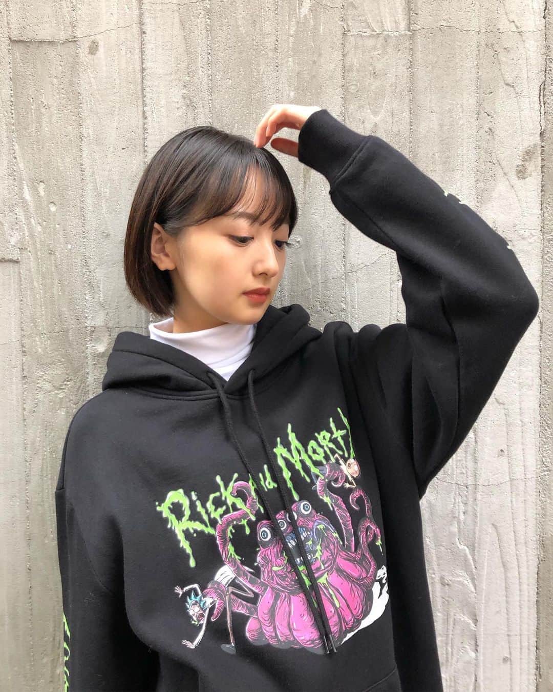 熊田来夢のインスタグラム：「@cret1090 で全身脱毛してきた💚🖤 初回8800円です🦋」