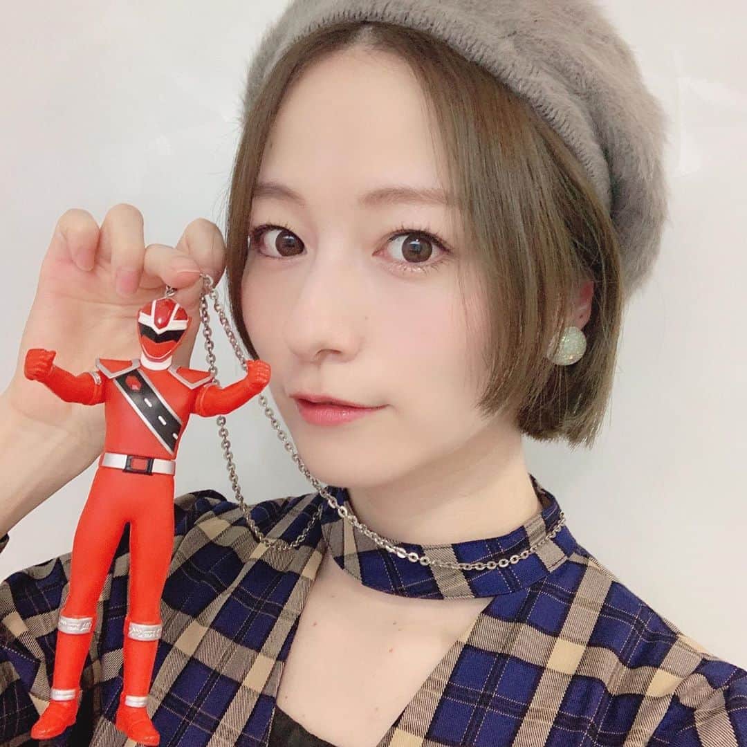 のインスタグラム：「ㅤㅤㅤㅤㅤㅤㅤㅤㅤㅤㅤㅤㅤ #髪型戦隊ミヤジマン  今年5月頃の髪型♡ カラーもめちゃくちゃ素敵な色で いつもお願いしてるSHIMAのsachiさん @sattyyyyy が天才🥰 ちなみに、以前質問があったのですが、 ハイライトは入れてるけど全体のブリーチはしてないです✨ sachiさんは常に最高のカラーを提案してくれるから私は全幅の信頼をおいておる！😋💕 ㅤㅤㅤㅤㅤㅤㅤㅤㅤㅤㅤㅤㅤ #ヘアスタイル #hairstyle #hair #haircolor #ヘアカラー #ショートボブ #宮島咲良 #ミヤジマン #ぼっち戦隊ミヤジマン」