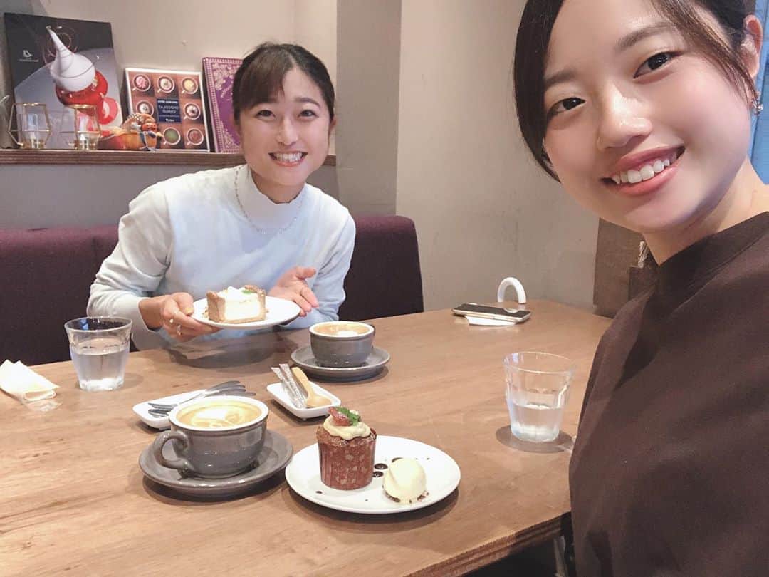 塩見綾乃のインスタグラム：「・ リフレッシュ〜☕️😌❤️」