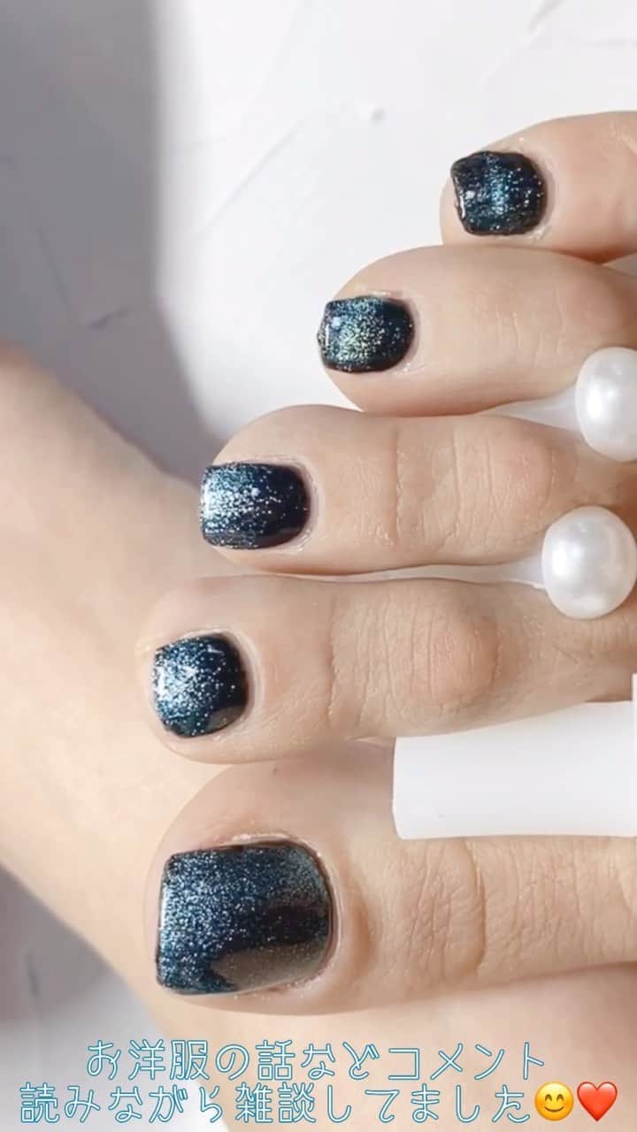 なかやまちえこのインスタグラム：「Instagram Live LOG④⠀ ⠀ マグネットでフレンチグラデーションします✨✨⠀ ⠀ I use magnetic gel✨⠀ ⠀ @pregelofficial @kimagure_cat_whim @bettygel_official @candypocket_official @joyartofficial @nail_premall ⠀ #nail #nails #nailart #ネイル #美甲 #ネイルアート  #japanesenailart #manucure #japanesenails #manicurist #gelnails #أظافر #네일아트 #미용 #vẽmóng #ngườiđẹp  #เพ้นท์เล็บ #искусствоногтя #artedeuñas #เพ้นท์เล็บเจล #ジェルネイルデザイン #ネイルデザイン #senikuku #nagelkunst #マグネットネイル #マグネットジェル #magneticnails」
