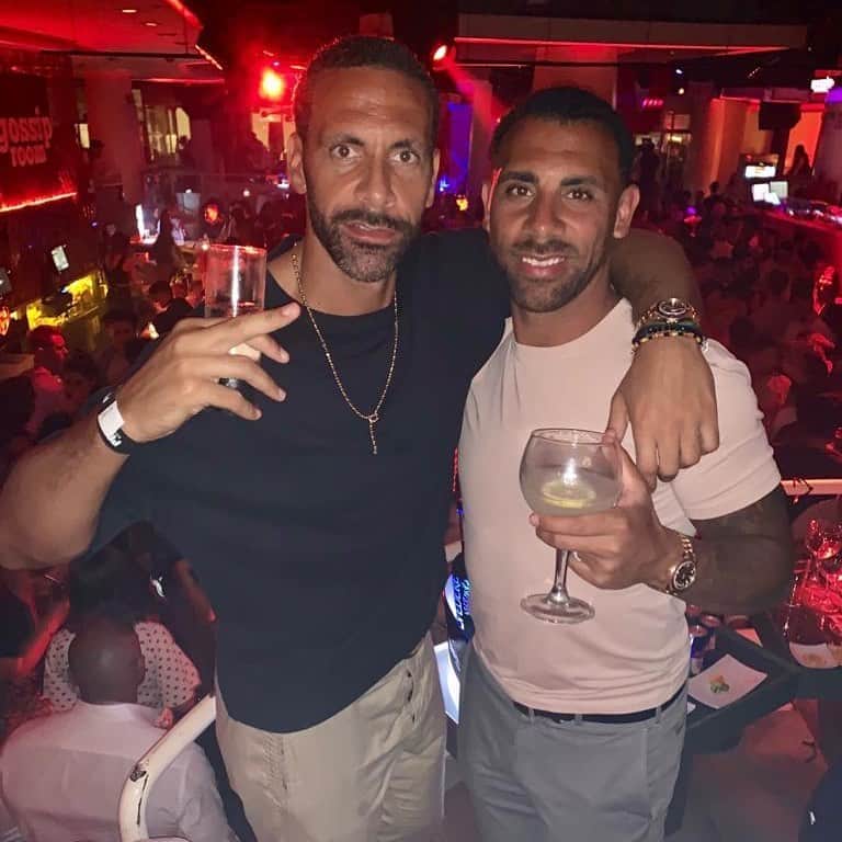 のインスタグラム：「Happy birthday to my big brother @rioferdy5 have a great day Ri love always 💜」