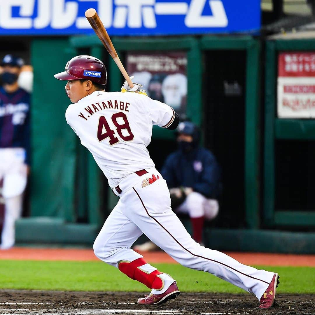 東北楽天ゴールデンイーグルスさんのインスタグラム写真 - (東北楽天ゴールデンイーグルスInstagram)「⚾️ ⚾️E 6-6 L⚾️ 2020シーズン最終戦は互いに譲らず10回引き分け⚾️ 初回に1点先制された直後に一挙6得点‼️‼️ 銀次選手のタイムリーで同点に追いつくと 渡邊佳明選手も続いて勝ち越し👏🏼👏🏼 さらに満塁のチャンスで下妻選手が2点タイムリー‼️‼️ そして辰己選手がエンタイトル2ベース✌🏼 投げては先発の瀧中選手が6回途中自責点3⚾️ 後を託された寺岡選手はピンチを切り抜ける👍🏼 福山選手も一打で勝ち越される場面でゲッツー✨✨ 8回はブセニッツ選手、9回10回は松井選手が無失点💯 #rakuteneagles #NOWorNEVERいまこそ #日本一の東北へ #銀次 #渡邊佳明 #下妻貴寛  #辰己涼介  #松井裕樹  #写真もイープレで」11月7日 19時46分 - rakuten_eagles