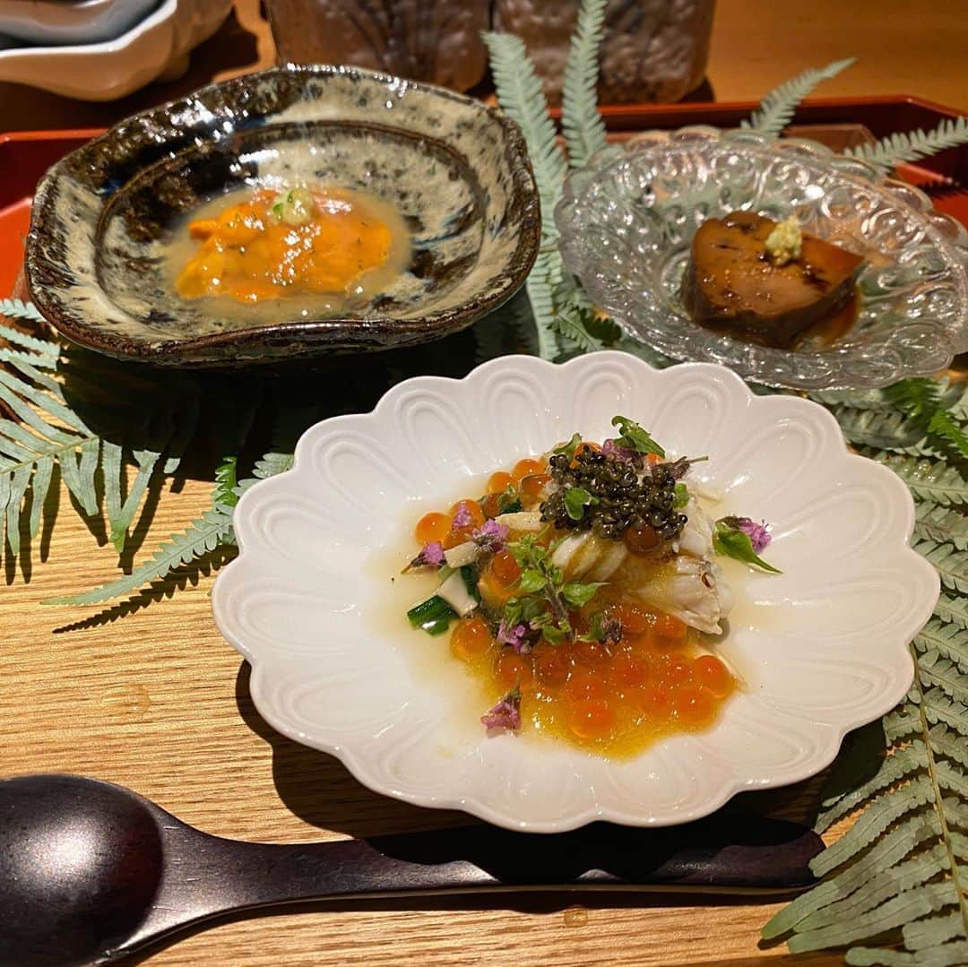 吉江瞳のインスタグラム：「和食が食べたい日😊 久しぶりに銀座半くりにお邪魔しました❤️ 食べたかったものが一気に来た感じ！これほど幸せな日はないですね😂✨✨ とっても大満足なご飯で幸せな気分になりました😊💕 和食の繊細さ勉強したいな🤔🤔 #銀座 #半くり #和食 #よしログ」