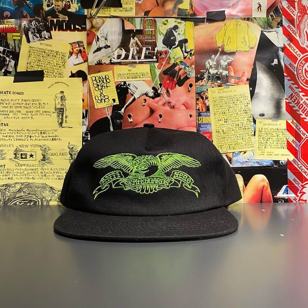 のインスタグラム：「＜ANTIHERO SKATEBOARDS＞ Mens BASIC EAGLE SNAPBACK CAP ¥5,100+TAX Item No.11-41-5355/11-41-5588 BEAMS JAPAN 2F ☎︎03-5368-7317 @beams_japan #antiheroskateboards  #beams #beamssurfandsk8 #beamsjapan #beamsjapan2nd Instagram for New Arrivals Blog for Recommended Items」