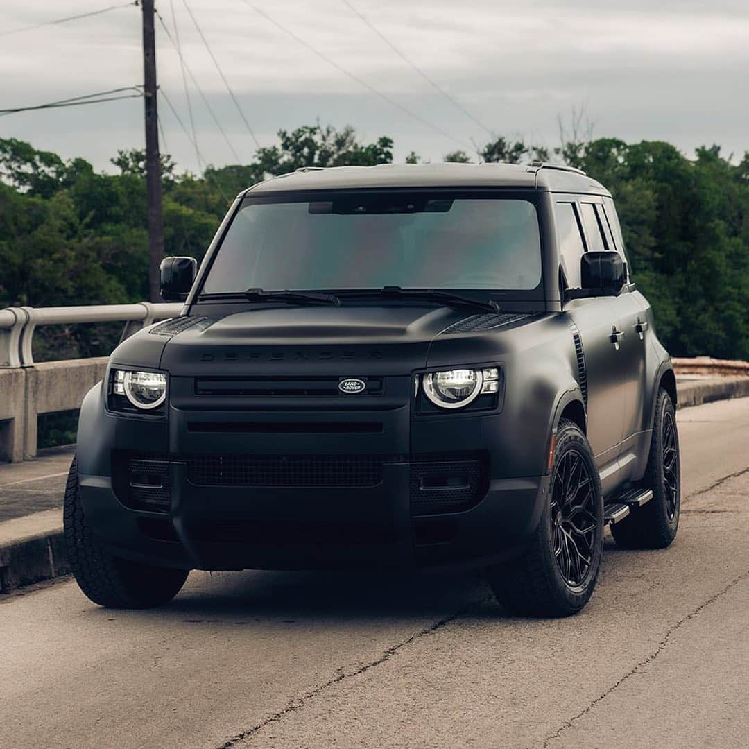 HYPEBEASTさんのインスタグラム写真 - (HYPEBEASTInstagram)「@hypebeastcarclub: Premium wheel maker @vossen has given the @landrover Defender a matte black makeover to match the brand’s classic Hybrid Forged HF-2 wheels. The Miami-based company has wrapped the off-roader’s entire exterior in a matte black layer to complement its new set of 20-inch wheels which are made using Vossen’s own Hybrid Forged process. Swipe to check it out.⁠⠀ Photo: Vossen Wheels」11月7日 20時51分 - hypebeast