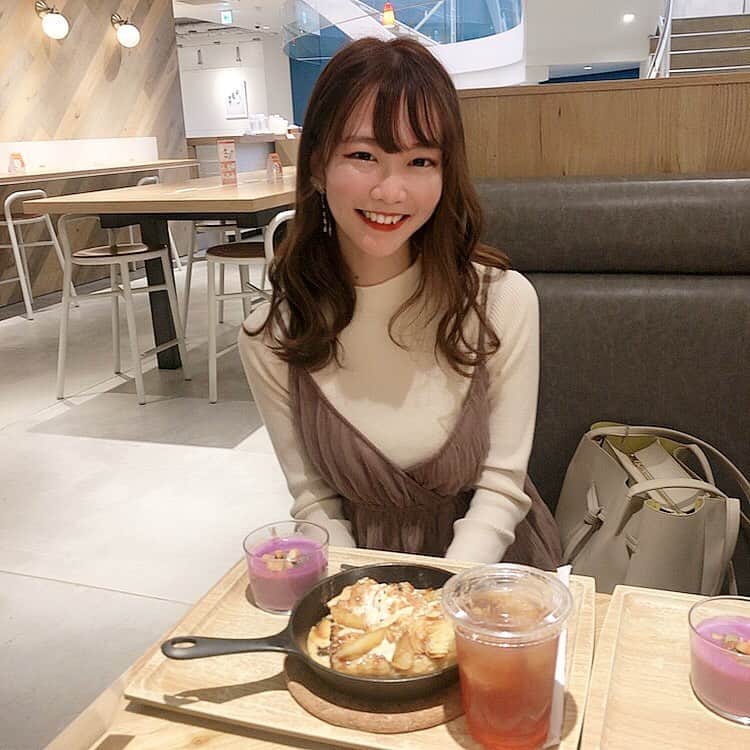 齋藤佳穂のインスタグラム：「公式ラインができました🥺💗 QRコードから、LINEの友達追加をお願いします！ 11月9日からの毎日投票までにぜひ追加お願いします🌷  #京都カフェ #京都カフェ #京都観光 #京都 #河原町カフェ #河原町ランチ #河原町グルメ #河原町 #フレンチトースト#ミッシュマッシュ #mischmasch」