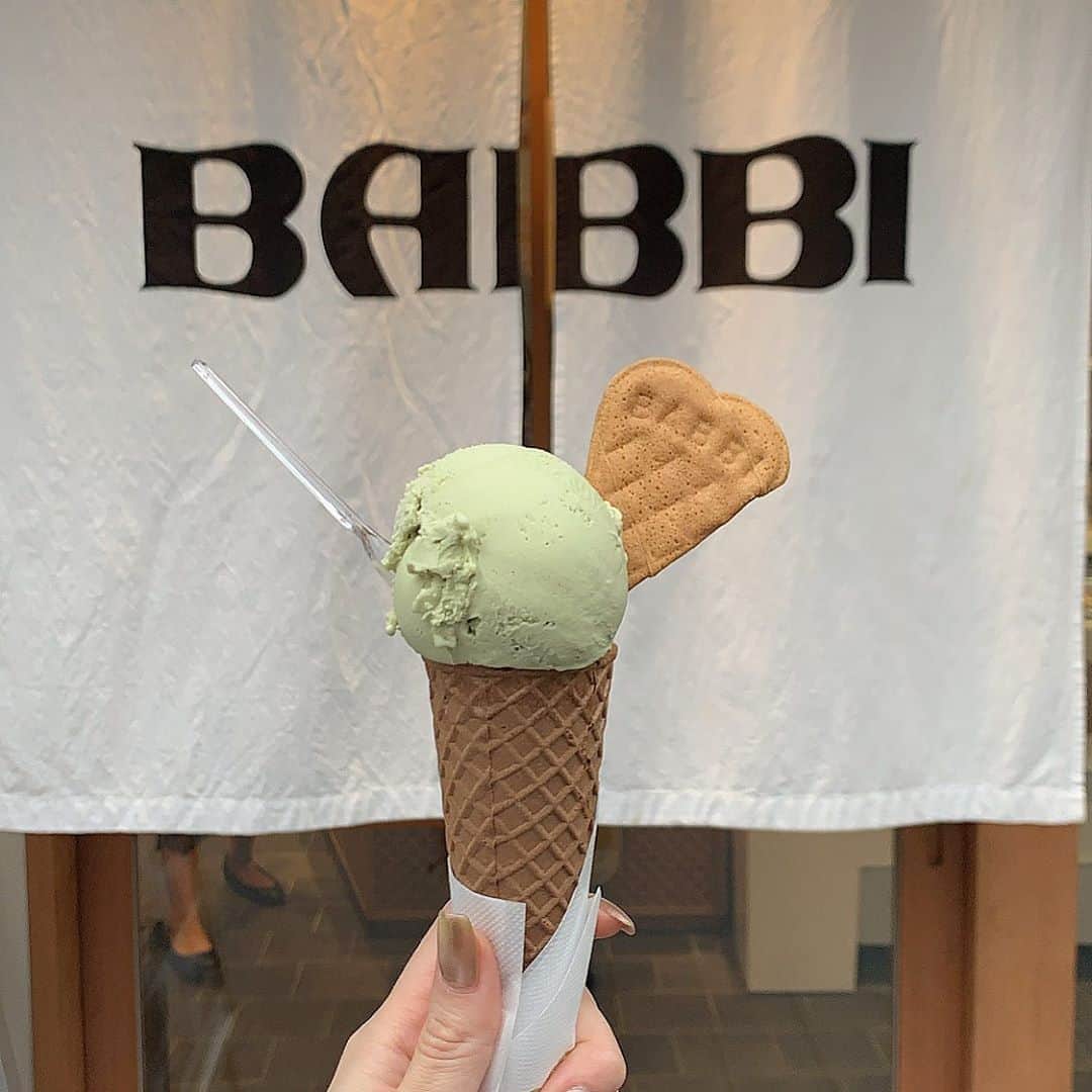 ukapiのインスタグラム：「⠀ ⠀ 可愛いジェラート屋さん🍨 しかもピスタチオ絶品ッ！ ⠀ ⠀ #京都カフェ#babbi」