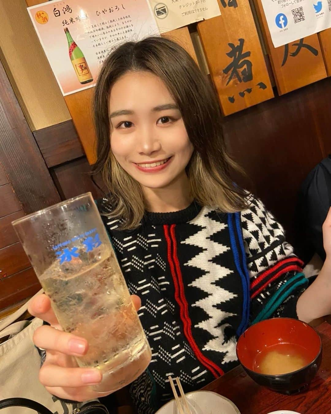 根本朱里のインスタグラム：「お酒が飲みたいですほんとうに」