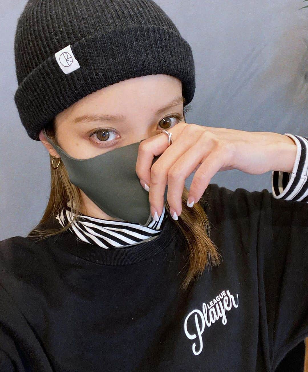 のインスタグラム：「カラコンReviaのprivate3に変えたよ💁🏼‍♀️ . . #revia#private3」
