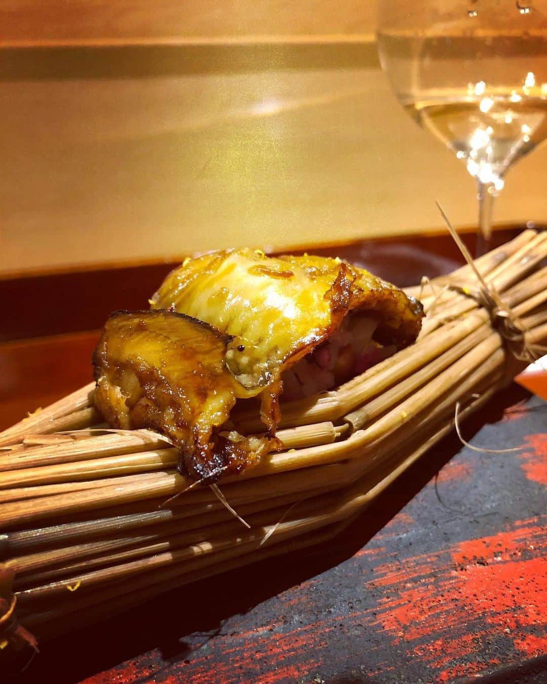 加織さんのインスタグラム写真 - (加織Instagram)「和食でいっちばーんすきな『しのはら』で過ごす時間はやはり幸せすぎて終始ニヤけてるので、帰りは笑ジワが深くなってます😂🤍  思い出してもおいしい。 八寸の芸術さ半端ない🥺 あー次はいつ行けるのかな…」11月7日 22時11分 - kaori_0723