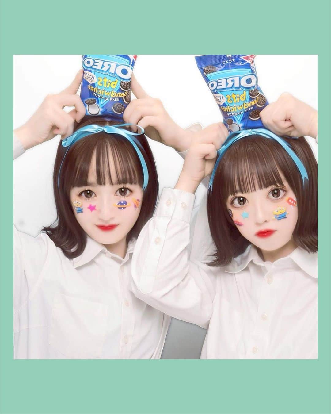 Nom de plumeさんのインスタグラム写真 - (Nom de plumeInstagram)「#お菓子プリ  【リボンやシールで雰囲気をプラス♡ お菓子プリ】  仲良い友達とネタプリを撮る時に、ネタに困ったら『お菓子プリ』を撮ってみてはいかが？🍫💕  お菓子のカラーニュアンスに合わせて リボンや顔シールをして 可愛いプリを撮ってみて🐰💗  映える＆盛れること間違いなし！🥳  学校帰りにぜひ友達とぜひチャレンジしてみてね！  🎀photo by🎀 @hikasta.03  @_amn.0  @148_urn  @dove_skn  @rion_.6  @__seeeeeka__617   −−−−−−−−−−−−−−−−−−−−−−−−−−−−﻿ ﻿ Nomdeplumeで﻿ 紹介させていただける写真を募集中🧚‍♀️💜﻿ 素敵な写真が撮れたら  #nomdeplume をつけるか﻿ このアカウントをタグ付けしてね💫﻿ ﻿ −−−−−−−−−−−−−−−−−−−−−−−−−−−−﻿  #ネタプリ #ネタプリ倶楽部 #ぷりんと倶楽部 #プリント倶楽部 #プリクラ #制服プリ #jkの素敵な思い出 #お菓子プリ #ポッキープリ #オレオプリ #放課後jk #プリクラ落書き」11月7日 22時04分 - nomde_official