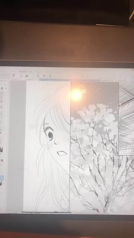 ひうらさとるのインスタグラム：「仕事場とカラー原画をお見せします❤︎」