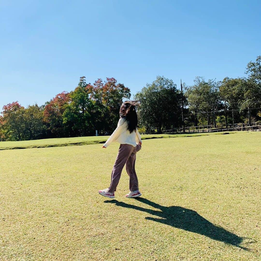 堀口日萌さんのインスタグラム写真 - (堀口日萌Instagram)「奈良なら奈良②  興福寺🧏‍♀️ 空が綺麗すぎてCMみたいやった☁️ スポーツドリンクとか合いそう💧 興福寺の色相変えてみたらアルバムのジャケット感でてやばい（?） 超パワー感じた💥 日萌もこれくらい歴史に残るように頑張るわ💪🏻  #奈良#narajapan#古都奈良#興福寺」11月7日 22時20分 - himechannel_0624