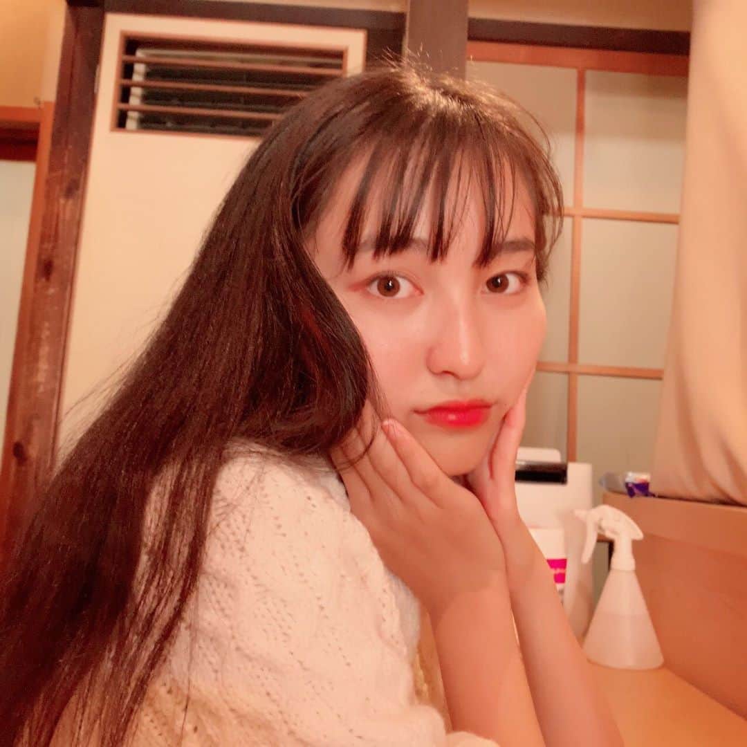 堀口日萌のインスタグラム：「奈良なら奈良②  興福寺🧏‍♀️ 空が綺麗すぎてCMみたいやった☁️ スポーツドリンクとか合いそう💧 興福寺の色相変えてみたらアルバムのジャケット感でてやばい（?） 超パワー感じた💥 日萌もこれくらい歴史に残るように頑張るわ💪🏻  #奈良#narajapan#古都奈良#興福寺」