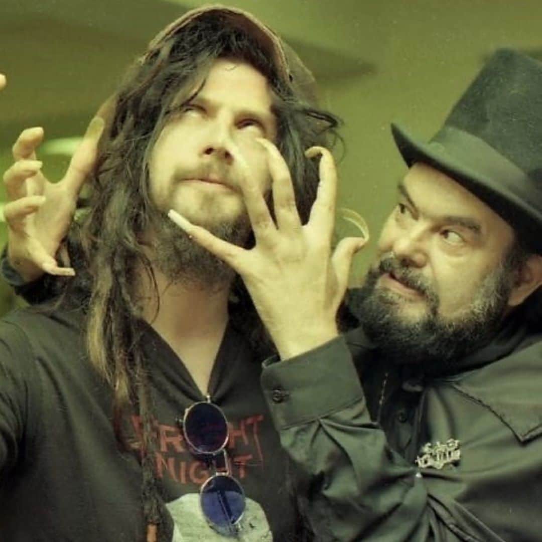 ロブ・ゾンビのインスタグラム：「Horror flashback. About 20 years ago in LA with Brazilian horror legend Coffin joe ⚰️. #robzombie #coffinjoe #josemojicamarins #horrorflashback #atmidnightilltakeyoursoul 🇧🇷 ⚰️☠️👍🏼」