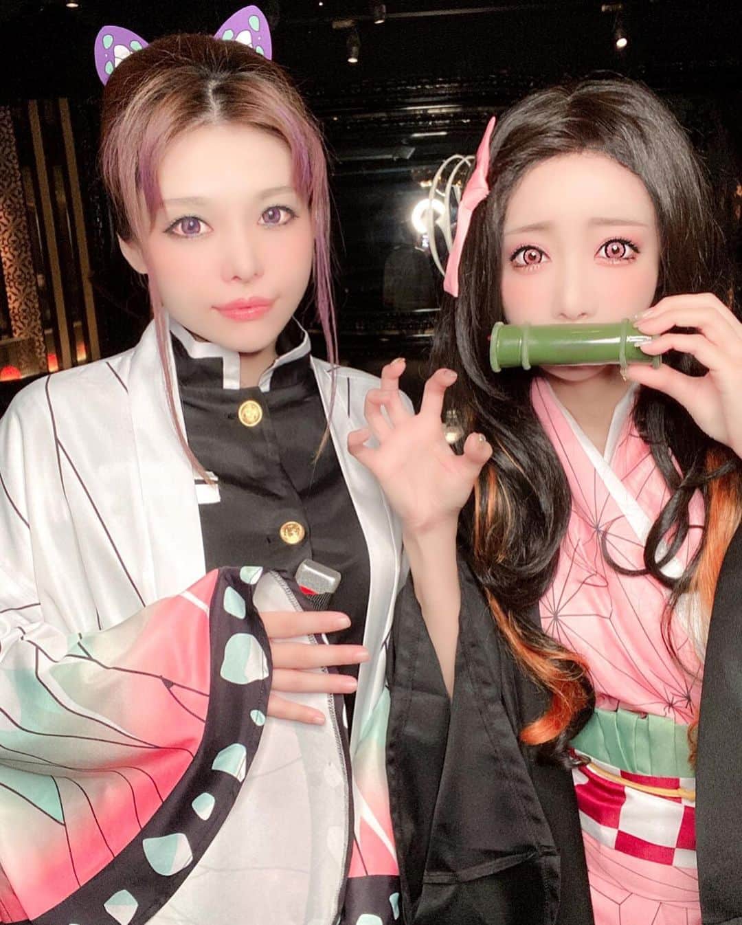 のインスタグラム：「👭👘🦋🎋💗 .  #halloween  #halloweencostume  #2020 #鬼滅の刃 #竈門禰豆子  #胡蝶しのぶ #甘露寺蜜璃  #禰豆子 #禰豆子コスプレ #鬼滅の刃コスプレ」