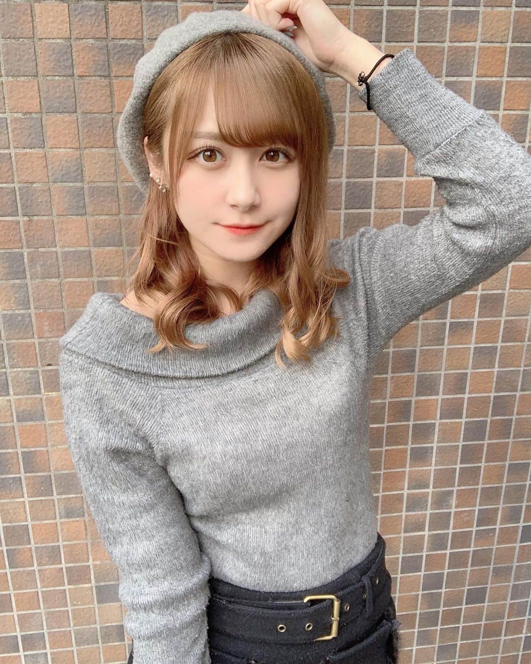 兼次桜菜さんのインスタグラム写真 - (兼次桜菜Instagram)「キャスケットも好きだけど、ベレー帽も好き」11月7日 22時41分 - kaneshisana