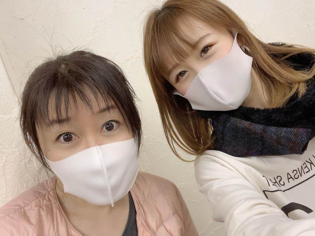 桜咲千依のインスタグラム：「グワィニャオンの稽古でした( *´꒳`* ) じゅんじゅんさん好き～❤」