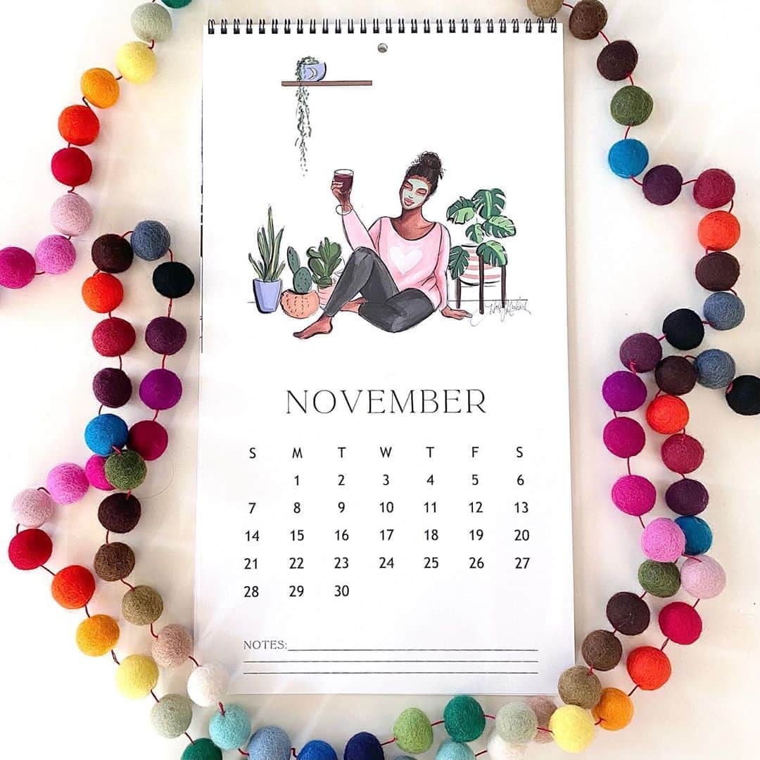 Holly Nicholsさんのインスタグラム写真 - (Holly NicholsInstagram)「The 2021 calendar is here! 🎉 TWELVE months (plus January 2022) of fashionable sketches! it sells out every year, so shop now at hnillustration.Etsy.com, or by clicking the “shop” link in my bio 🎨 #2021Calendar #illustrations #Calendar」11月7日 23時55分 - hnicholsillustration