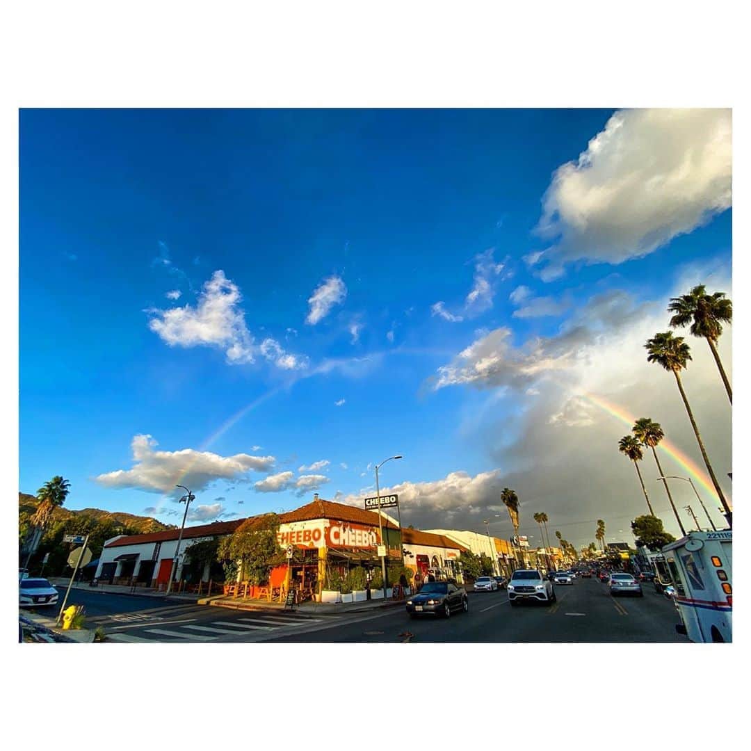 ジーン・トリプルホーンのインスタグラム：「Sunset Blvd. November 7, 2020 4:20 pm」