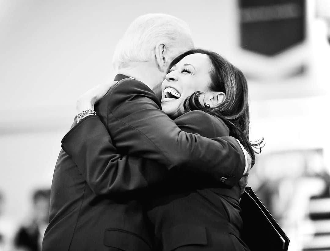 ナルシソロドリゲスさんのインスタグラム写真 - (ナルシソロドリゲスInstagram)「Congratulations to President-Elect @JoeBiden and Vice President-Elect @KamalaHarris on their historic win! #bidenharris2020 #election2020 #presidentelectbiden #vicepresidentelectharris」11月8日 1時58分 - narciso_rodriguez